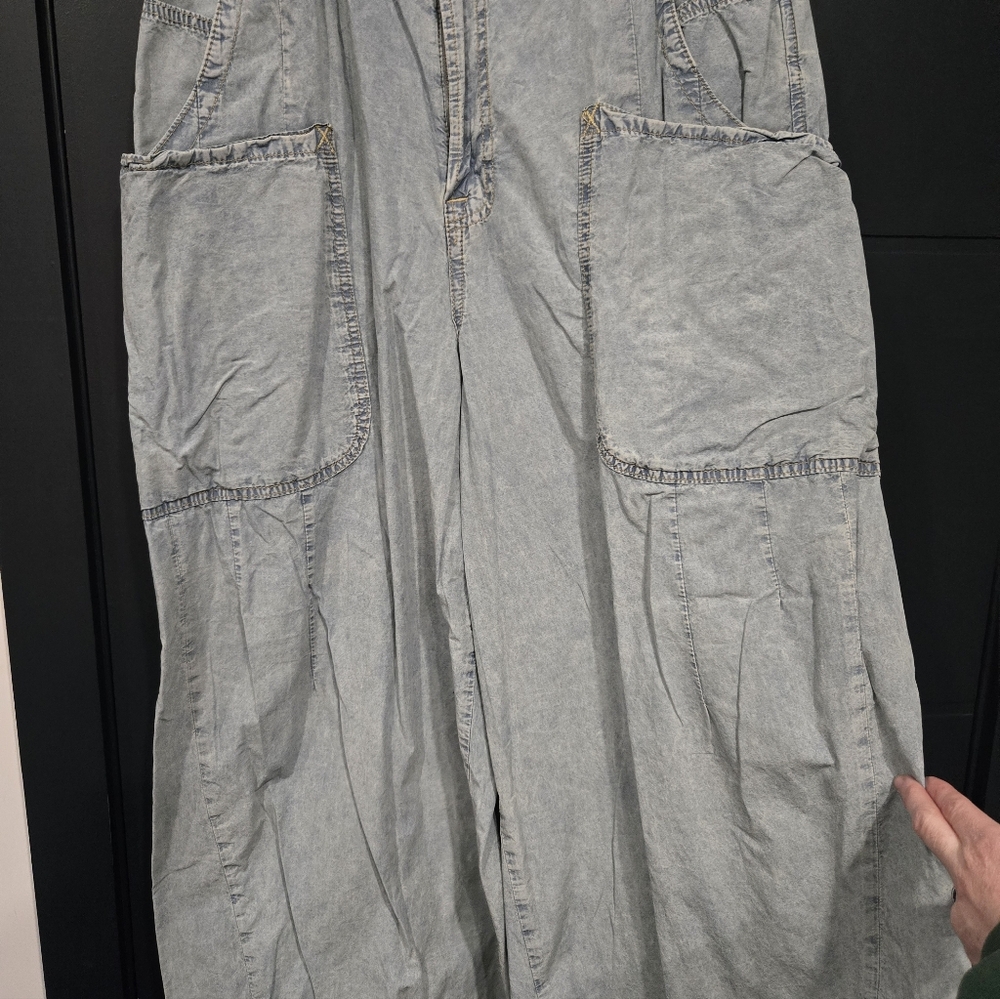 We The Free Shibuya Pull-On Wide-Leg Jeans New With Tag On Back Medium - Picture 4 of 8